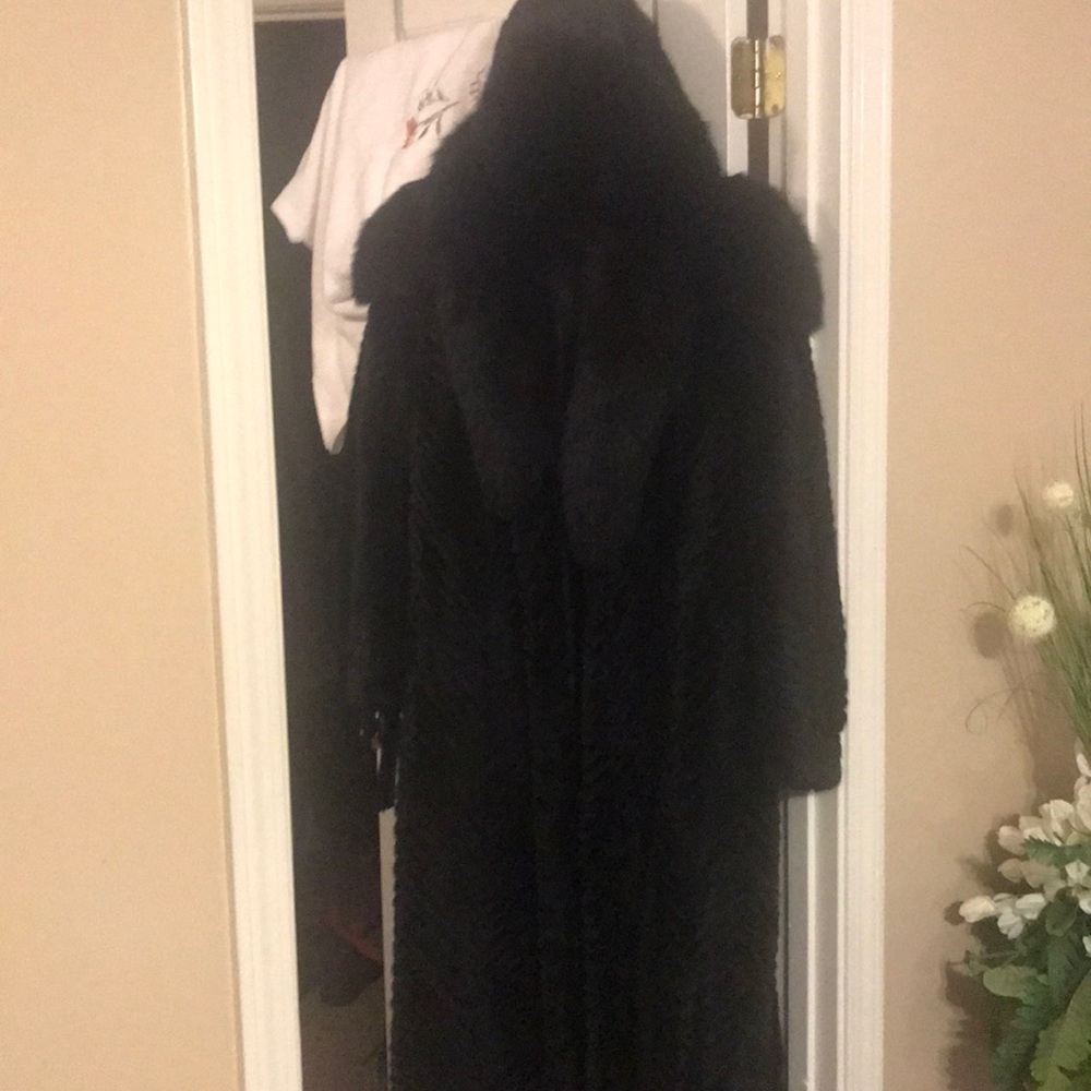Rare Kings Fur Coat & Matching Hat